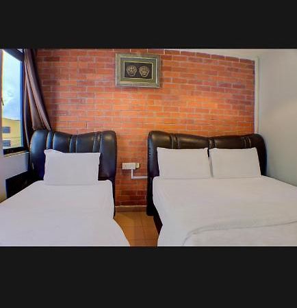 Tai Hoe Hotel Pengerang Kampung Sungai Rengit Екстериор снимка